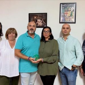 UN GESTO QUE UNE LA FE Y LA ESPERANZA