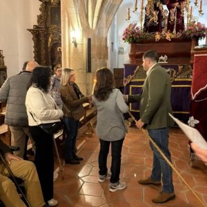 ✨🕯️ De una luz a otra: esperanza que se transmite en Cáceres 💙💫