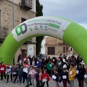 Almoharín corre con el corazón por la ELA